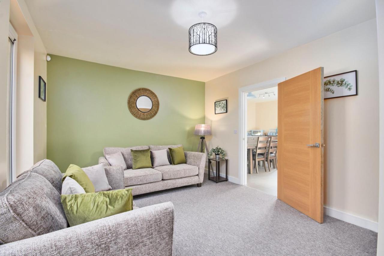 Stunning Centre House - Parking - Garden Apartment
